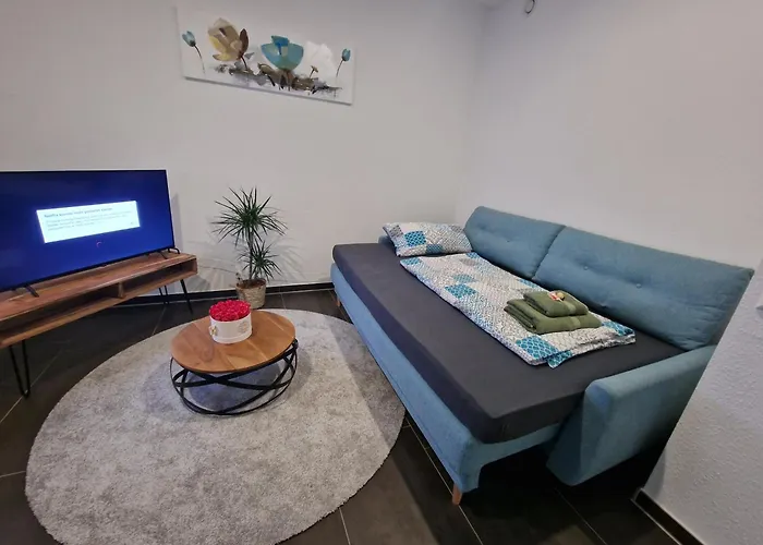 Exklusive Ferienwohnung In Lingen Holthausen 2Zim, 2Badez,Kueche,Balkon,Waschmaschine