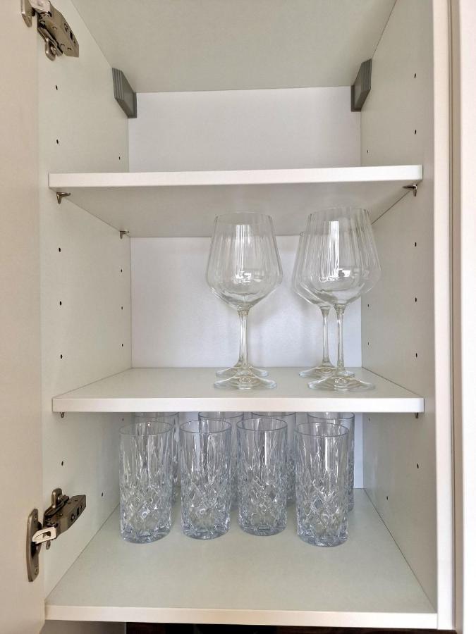 Exklusive In Holthausen 2zim, 2badez,kueche,balkon,waschmaschine Apartment