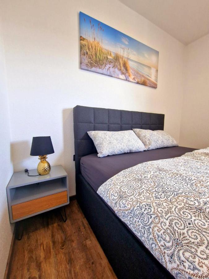 Exklusive In Holthausen 2zim, 2badez,kueche,balkon,waschmaschine